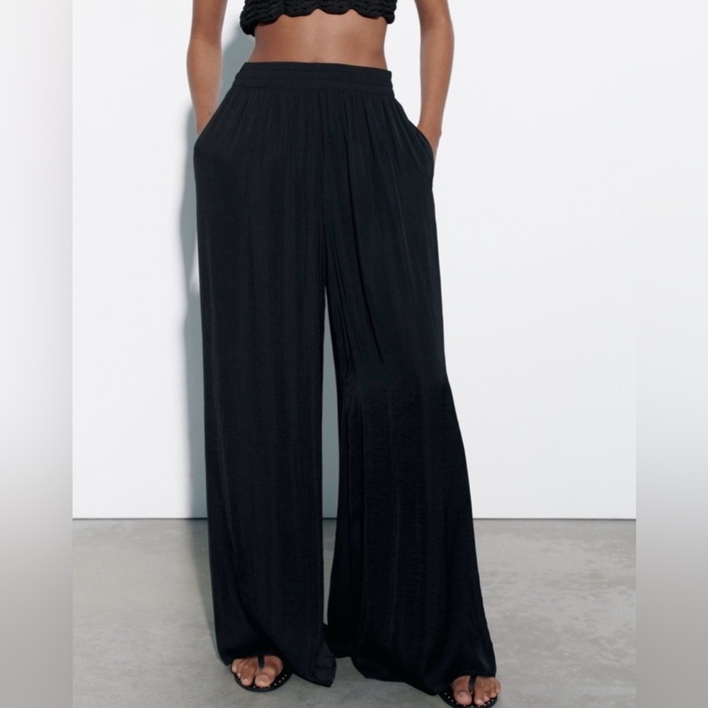 ZARA FLOWY WIDE LEG PANTS